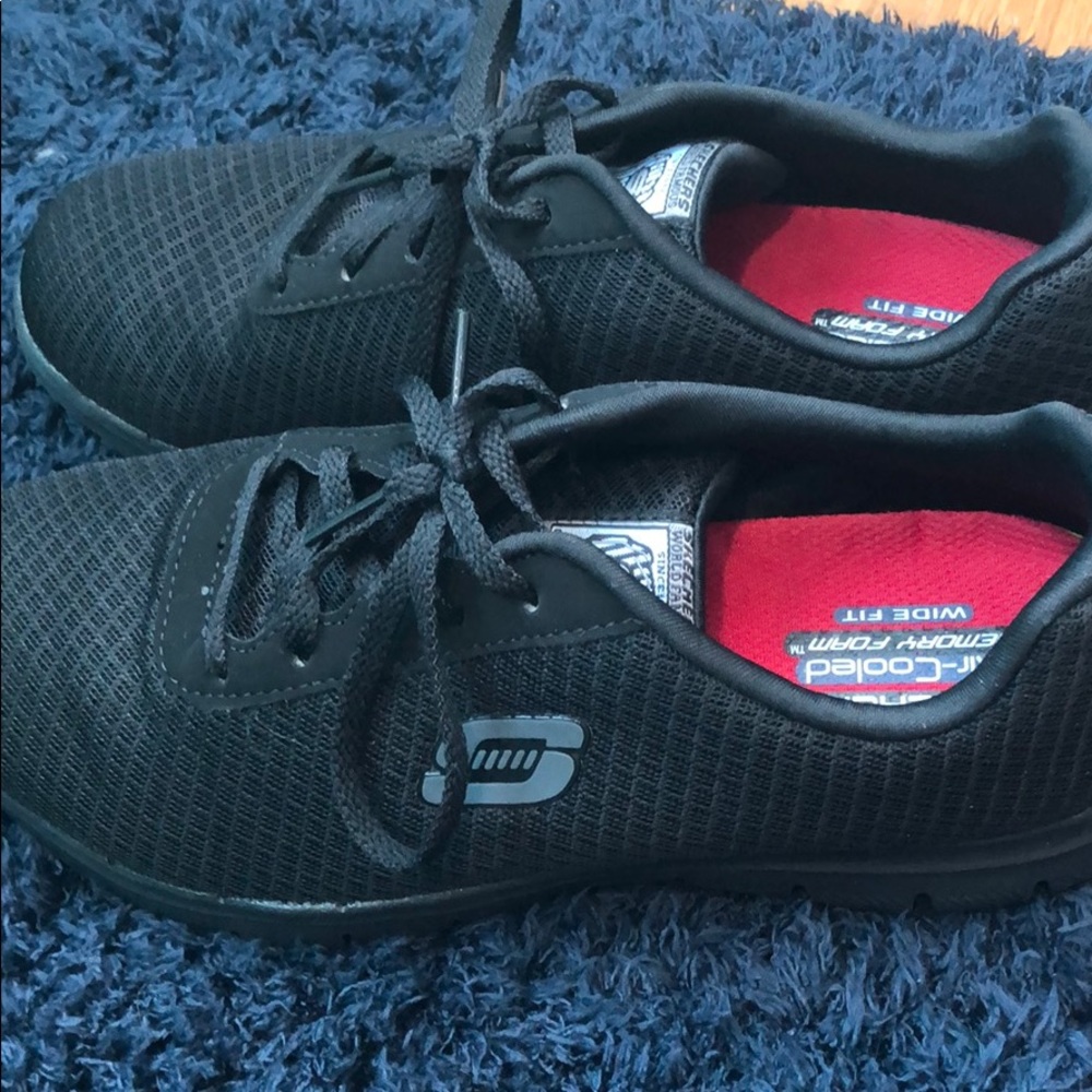 Sketchers Slip Resistant Sneakers